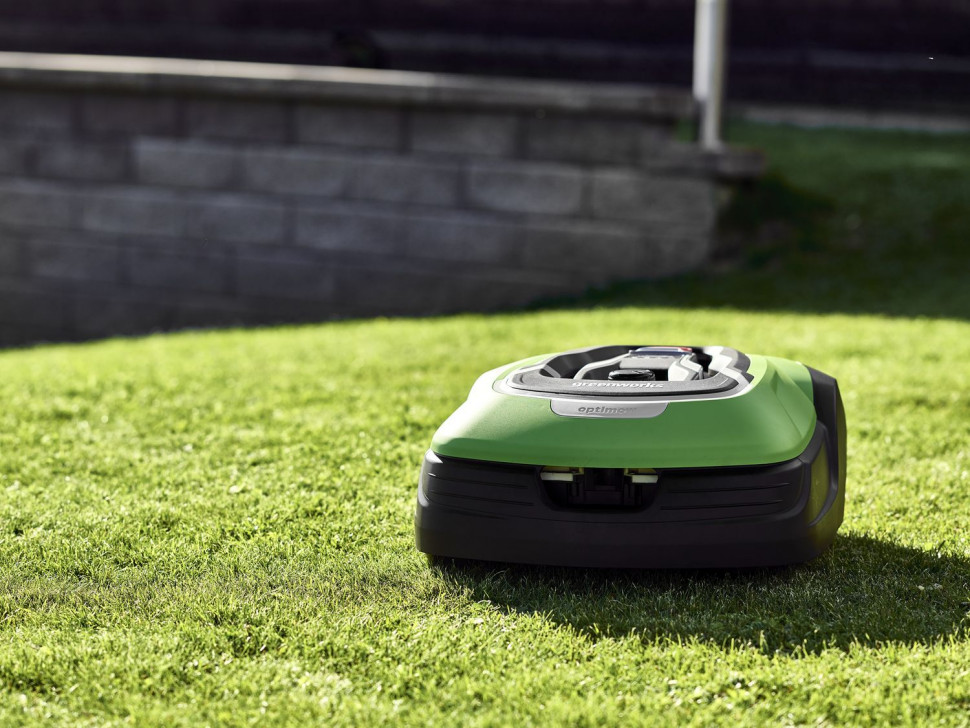 Roboty GREENWORKS mają duży zakres ustawienia wysokości koszenia od 20 mm aż do 60 mm.