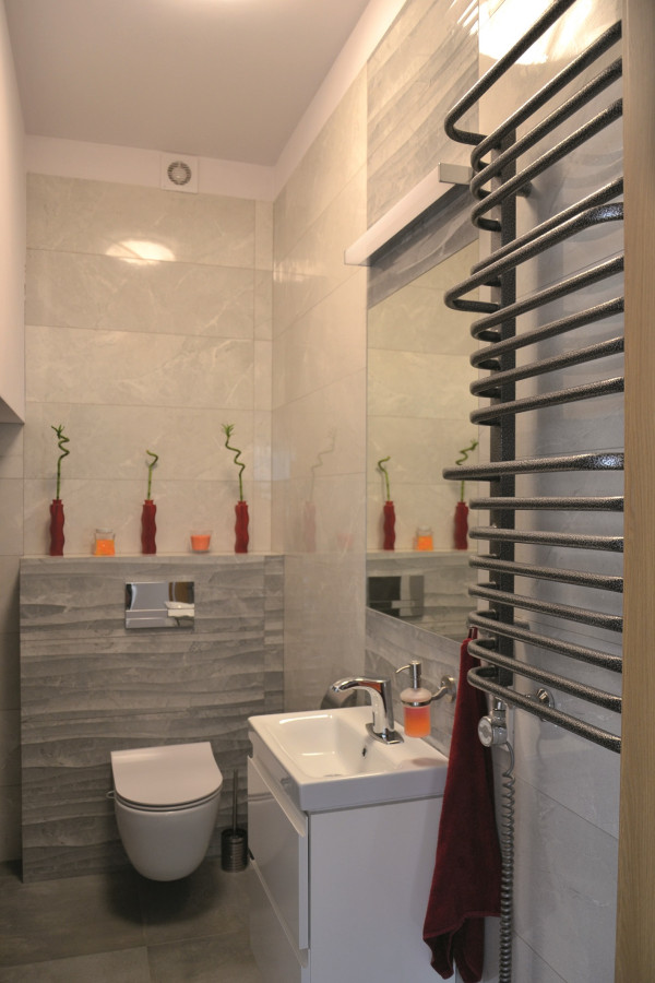 Mała łazienka na parterze