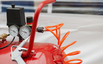 Jaką sprężarkę wybrać, budując własny dom?