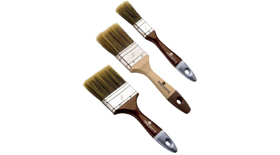 Trzy różne pędzle do impregnacji