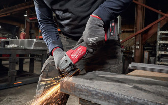 Małe szlifierki kątowe M18™ FSAG marki MILWAUKEE®