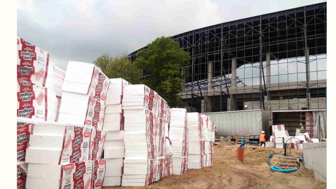 Prawdziwy Styropian ARBETu na budowie szczecińskiego Stadionu Miejskiego Pogoni oraz Morskiego Centrum Nauki w Szczecinie