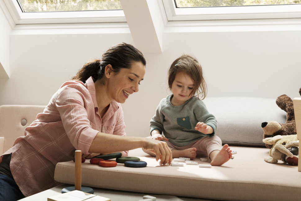 W zdrowym domu musi być dużo światła słonecznego. fot. Velux
