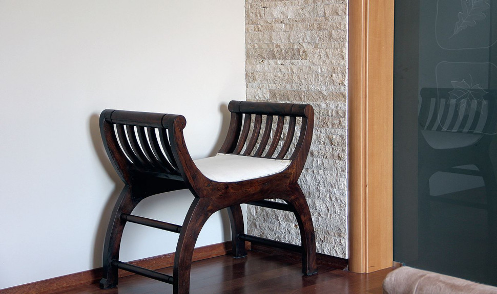 Okładzina z trawertynu ze względu na naturalną porowatość wymaga impregnacji