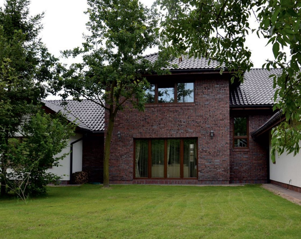 Elewacja z dobudowanym gabinetem