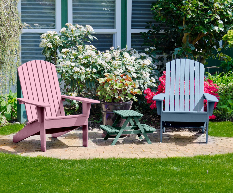 Meble ogrodowe w odcieniach Candy Pink, Wave i Aqua. fot. Beckers