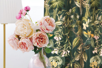 DRUK X 1659 - tkanina o delikatnej fakturze splotu z motywami florystycznymi 