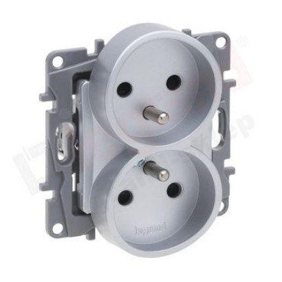 NILOE-SELECTION Gniazdo podwójne do ramek wielokrotnych ALUMINIUM (762142)