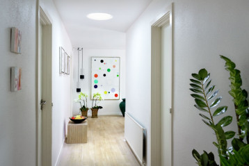 Świetliki tunelowe VELUX do garderoby i korytarzy