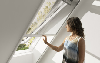 Moskitiera VELUX ZIL, czyli lato bez komarów