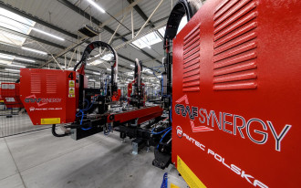 Vetrex poszerzył park maszynowy o kolejne roboty Graf Synergy
