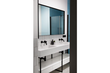 Dwustanowiskowa umywalka na wymiar Luxum® 