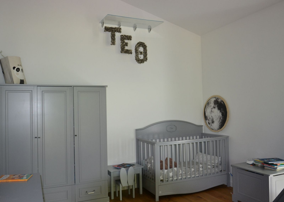 Zmywalne farby ceramiczne zastosowano też w sypialniach dzieci na poddaszu