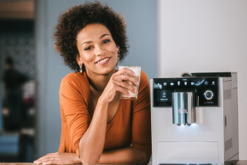 Ekspres ciśnieniowy LatteSelect z panelem dotykowym