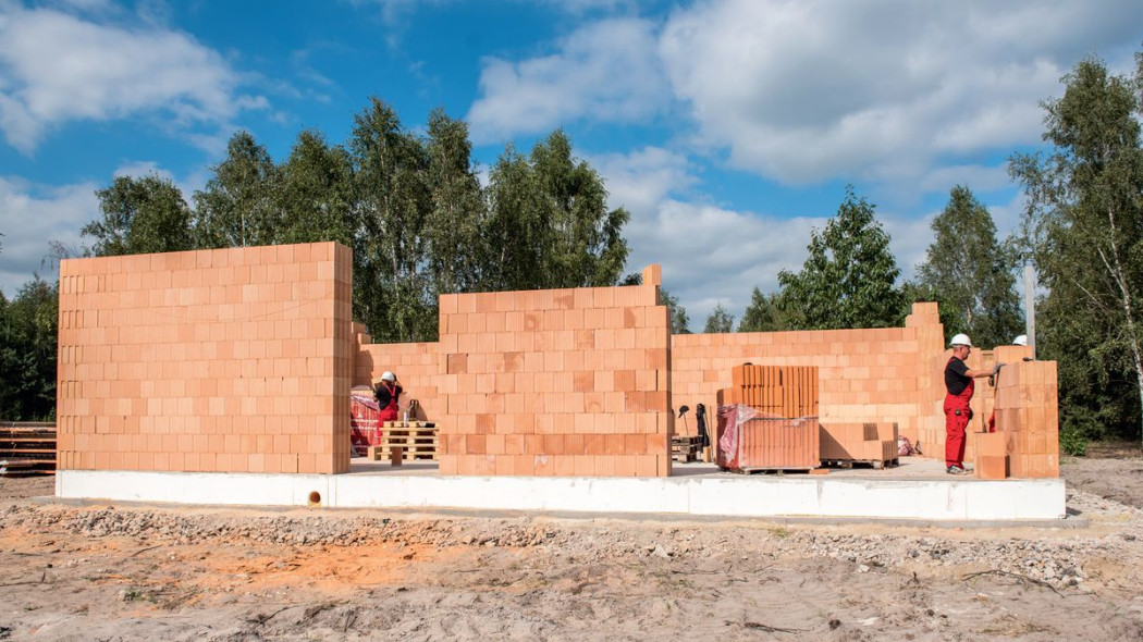 Zalety i wady budowy ścian w technologii jednowarstwowej