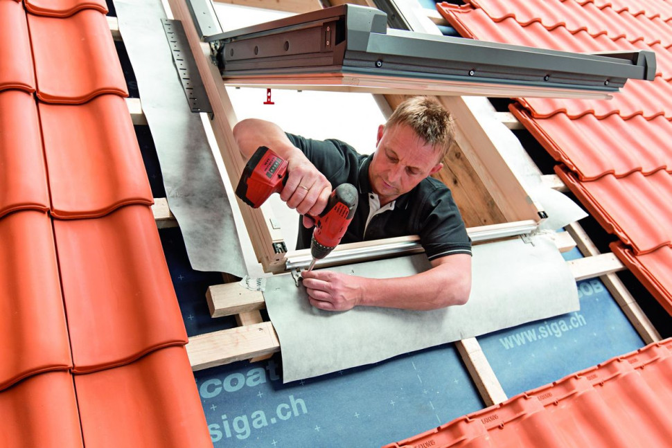 Montaż okna dachowego na łatach