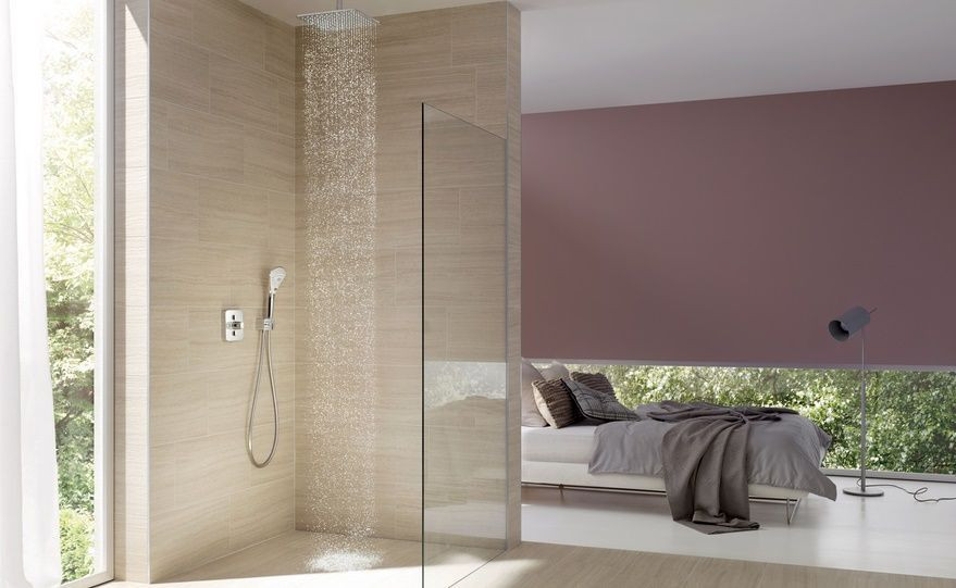 Kabina przysznicowa Walk-In z deszczownicą. fot. Kludi