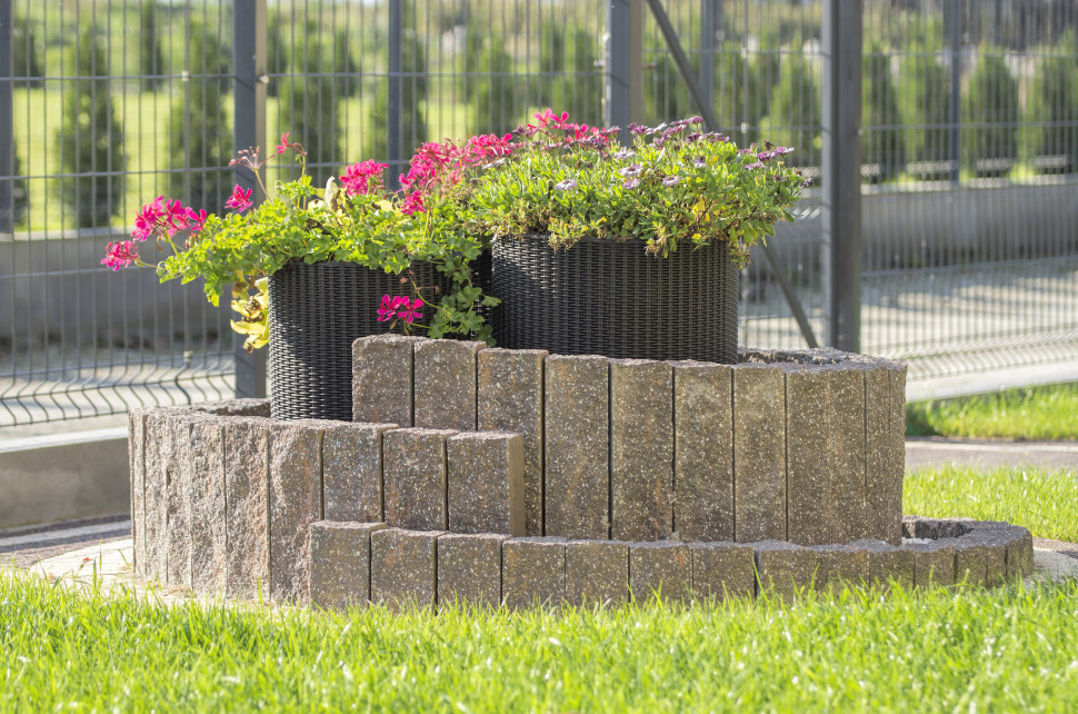 Palisada łupana STONE firmy JONIEC®