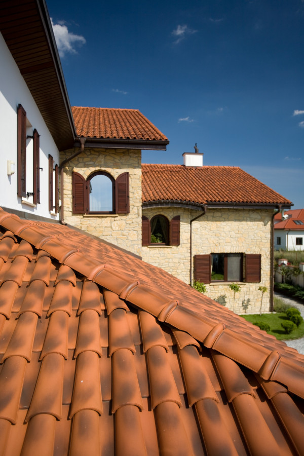 Dachówka ceramiczna mnich-mniszka