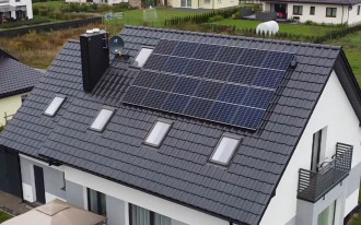 Dom zasilany słońcem. Moda czy oszczędności?