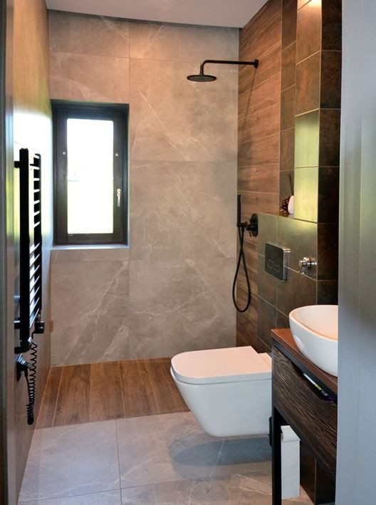 Łazienka z prysznicem przy strefie dziennej