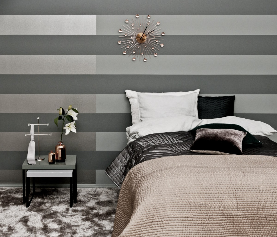 Tikkurila Optiva Matt 5_kolory 1947,1944, Tikkurila Taika Pearl Paint_kolor Uranus HM