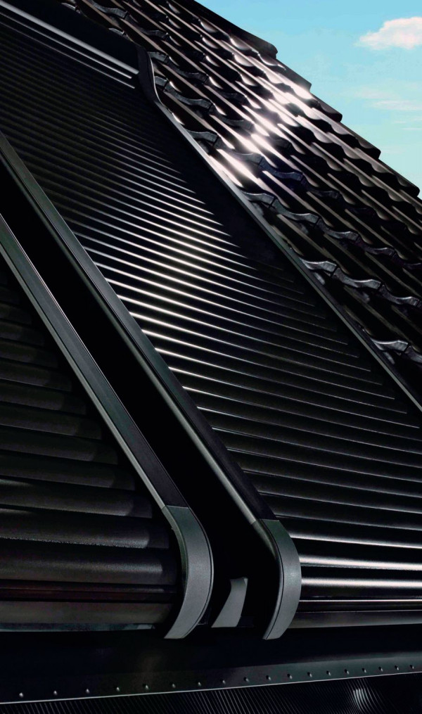 Rolety na oknie dachowym