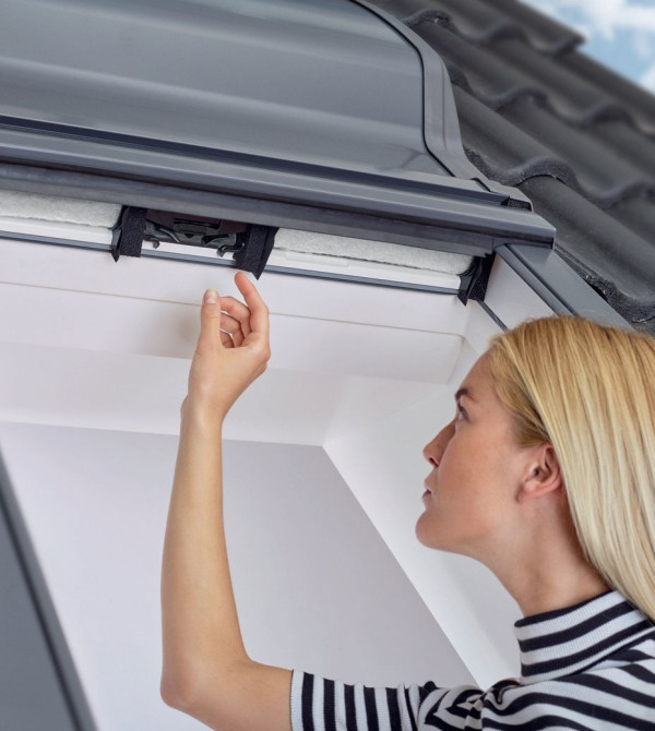 Okno dachowe z systemem wentylacji z rekuperacją