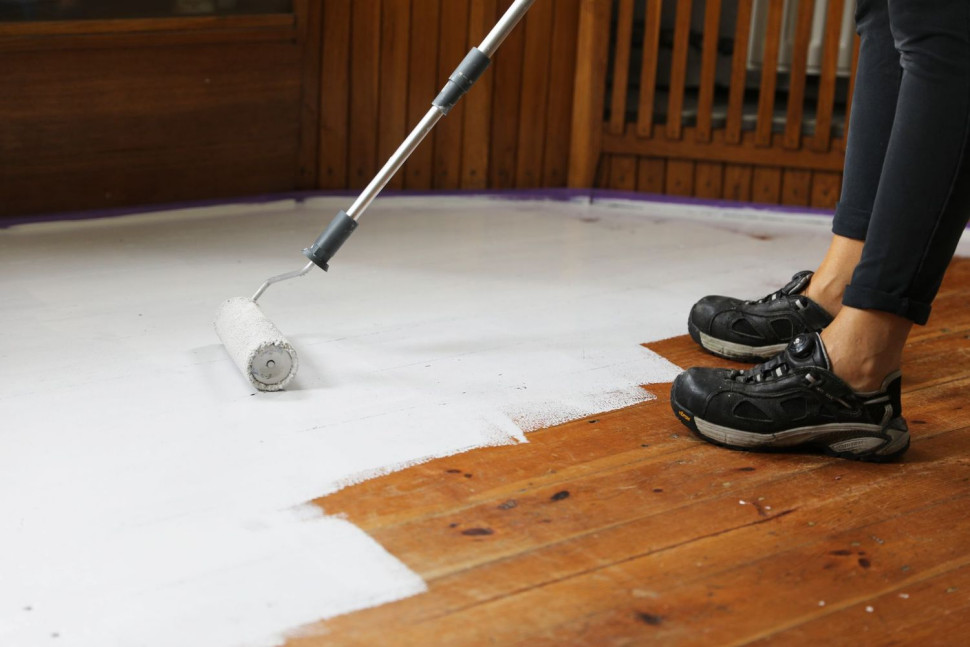 farbą Easy Renowacja Podłogi & Schody.