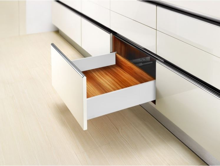 SB12 - Szuflada średnia 126 mm