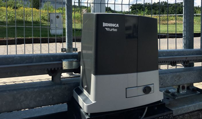 Napęd do bramy przesuwnej KBULL624.TURBO.PM (ZESTAW)