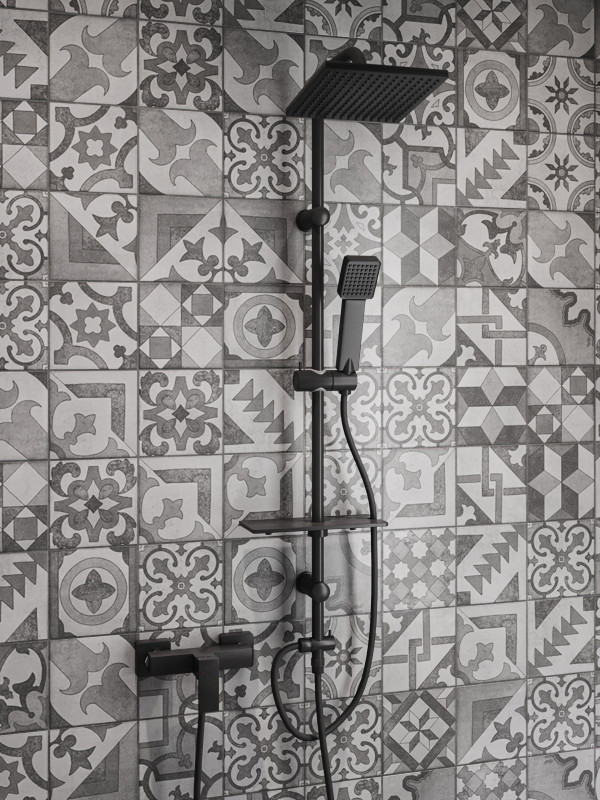 FERRO, Squerto Lux Black zestaw natryskowy przesuwny z deszczownią