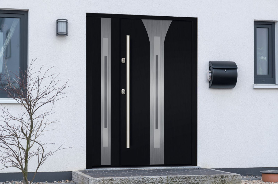 Nowoczesne drzwi zewnętrzne z pochwytem