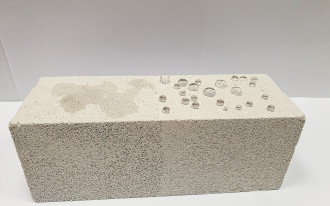 Impregnacja betonu - jak zabezpieczyć surowy materiał i zachować jego walory estetyczne?