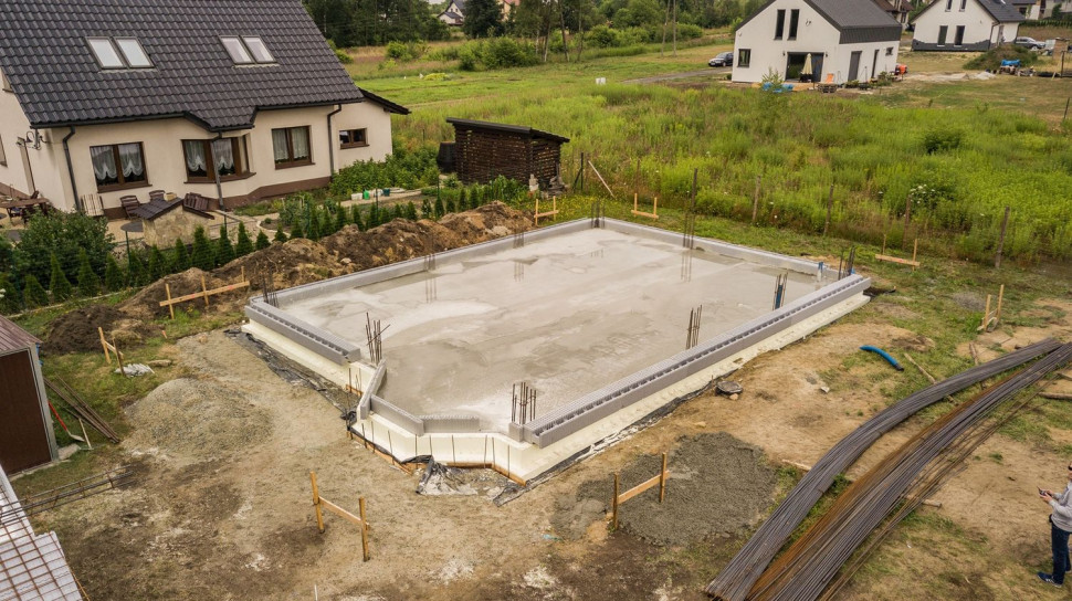 Jedną z wielu zalet technologii IZODOM2000 jest szybkość budowy