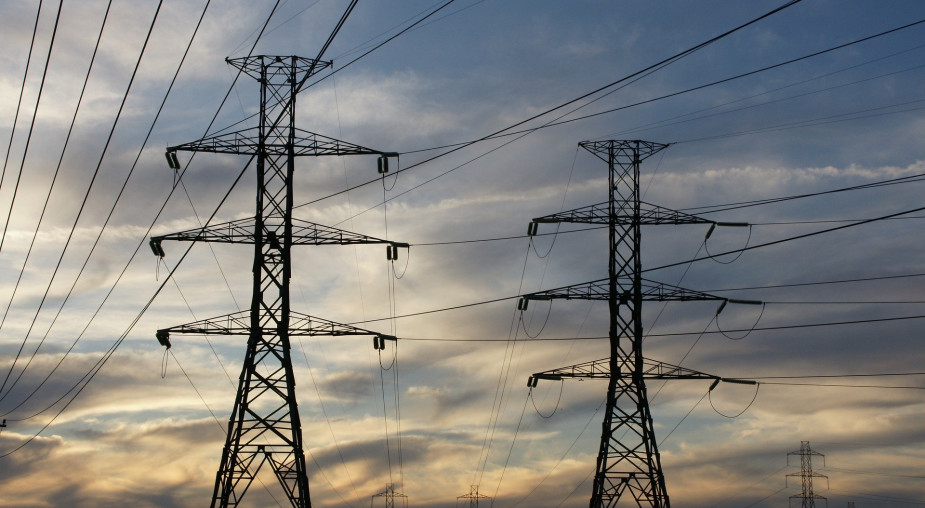 Cena 1 kWh w 2026 roku - ile naprawdę płacimy za prąd