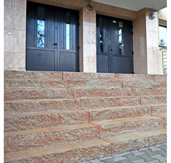 Stopnie schodowe Cios Skalny