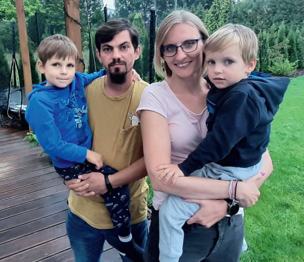 Właściciele, Karolina i Paweł razem z dziećmi