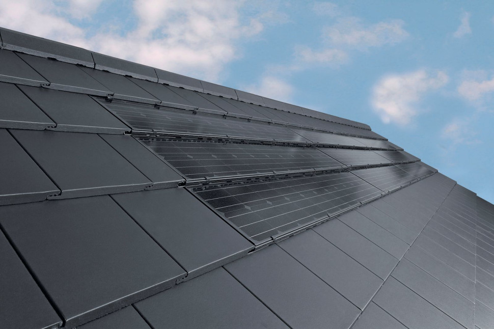 Panele fotowoltaiczne zintegrowane z pokryciem dachowym