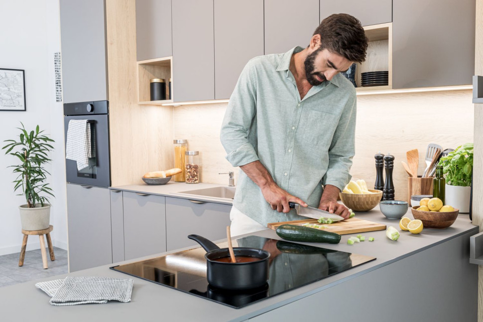 Kolekcja frontów REHAU noble matt w kolorze trench coat