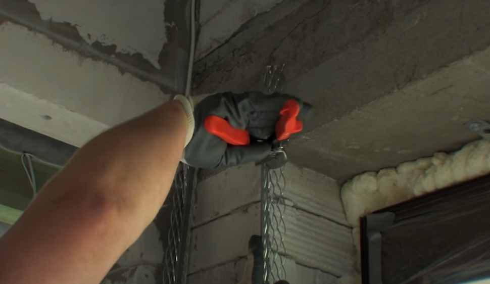 Montaż listw krawędziowych