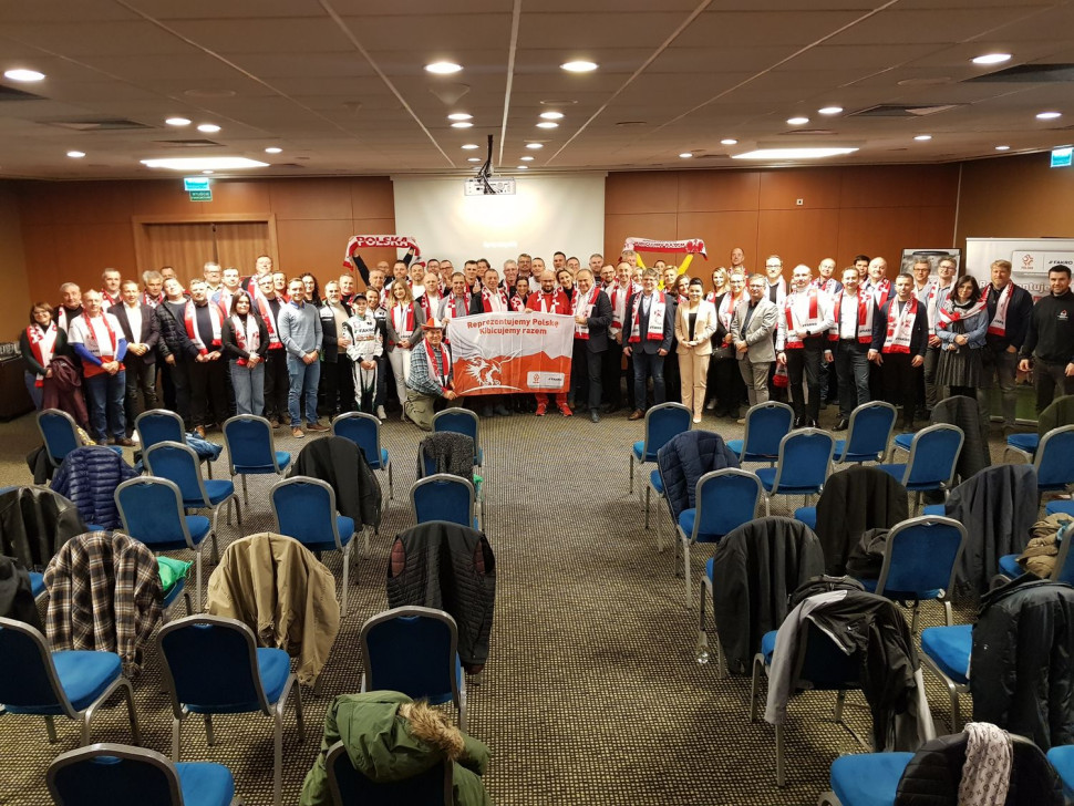 Uczestnicy konferencji Trendy w branży stolarki budowlanej 2022