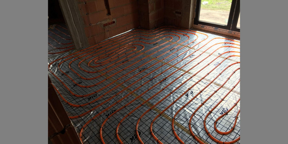 ogrzewanie niskotemperaturowe i pompa ciepła