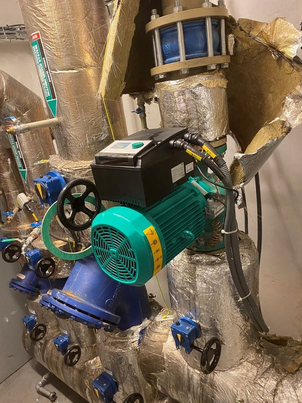 Pompy IP-E 80/110-4/2-IE4 i IP-E 65/130-4/2-R1-IE4 we wrocławskim szpitalu