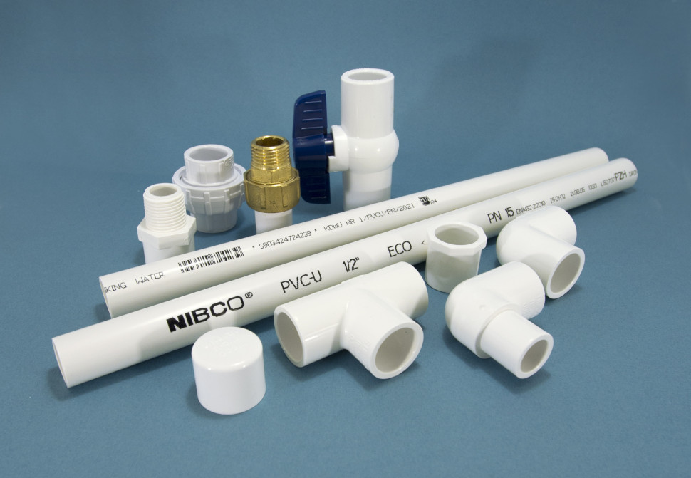 Instalacja wody lodowej z PVC-U. fot. NIBCO