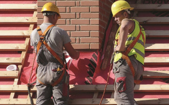 TECHNONICOL partnerem programu "ZAWÓD PRZYSZŁOŚCI: DEKARZ"