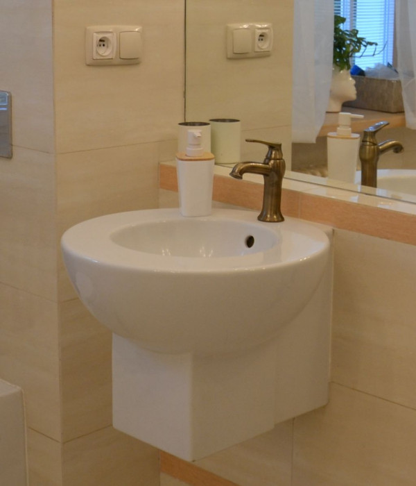 Właściciele wymienili baterie umywalkowe, na miedziane