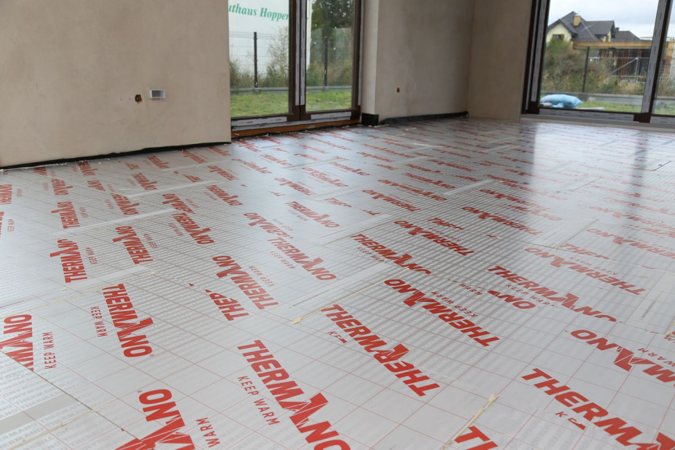 Thermano Floor na posadzce