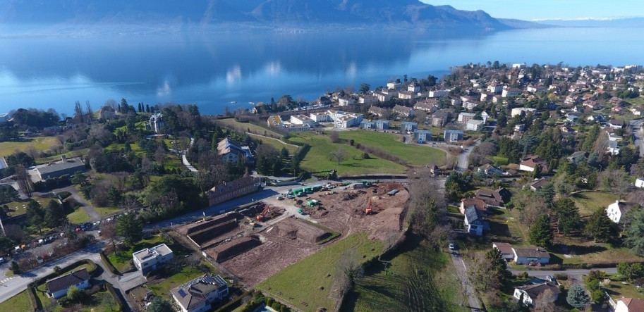 Osiedle Mont d'Ehden nad jeziorem Genewskim w Szwajcarii