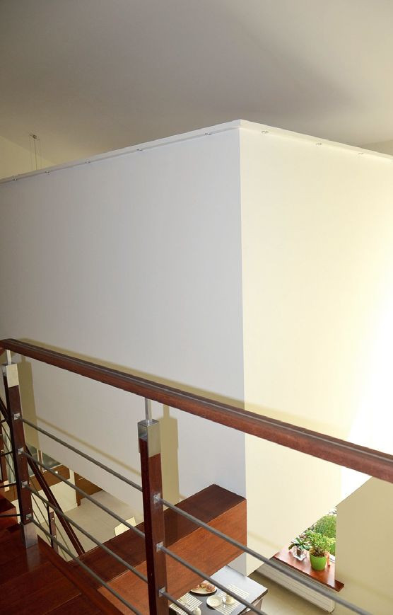 Gabinet w kubiku nad jadalnią